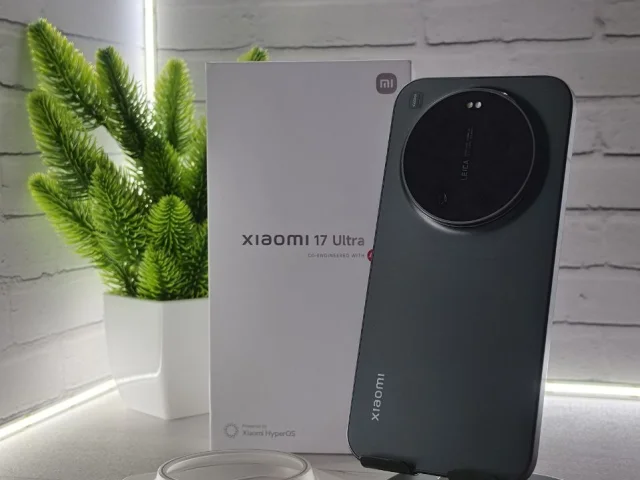 Фото: Продаю Xiaomi 17 Ultra в топовой версии 16 ГБ оперативной памяти /1ТБ встроенной памяти
