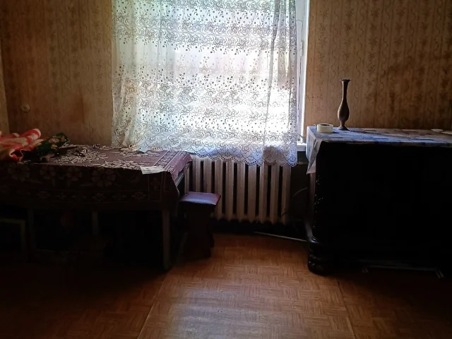 Фото: Продам 3-х комнатную квартиру ЦГР, ул. Мориса Тореза 5, 2/2, общая площадь 67м.кв., р-н центрального рынка, крыша новая