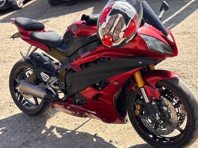 Фото: 🚘Yamaha YZF R6S 2008