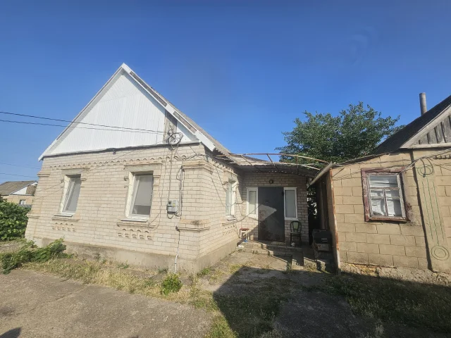 Фото: ❗️🏠Продам в пригороде г.Мелитополь, с. Терпенье, благоустроенный жилой дом 59.2 м2-общей площадью. 2 раздельные спальни,