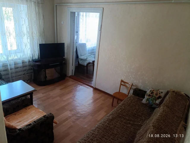 Фото: Продам благоустроенный с ремонтом и мебелью полдома 73 кв м с хозпостройками и огородом  в Мелитополе 3.5 млн. Или обмен