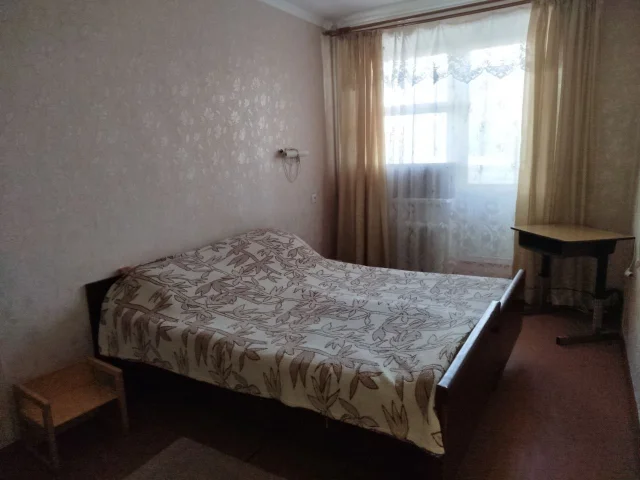 Фото: Сдам 3-к. квартиру в р-не Кирова на длительный срок семье, старше 25 лет