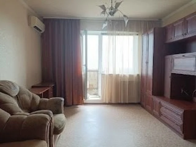 Фото: Продаётся 1-комнатная квартира, Горловка ул. Украинская, 93