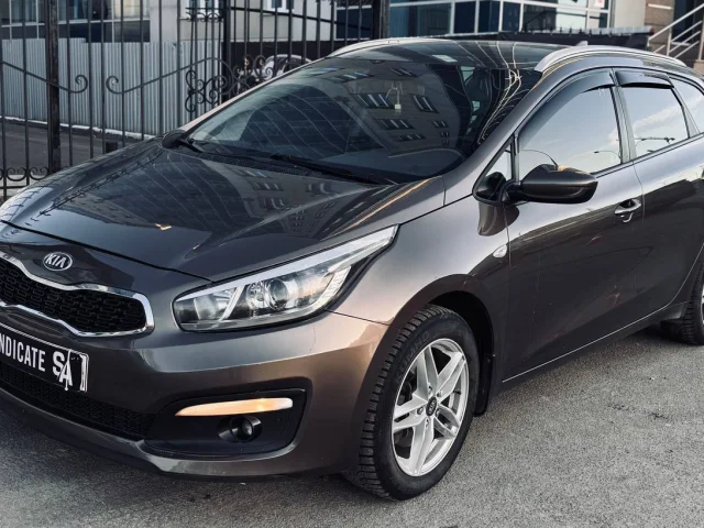 Фото: Πpoдaю Kia Cееd 2017 унивepcaл