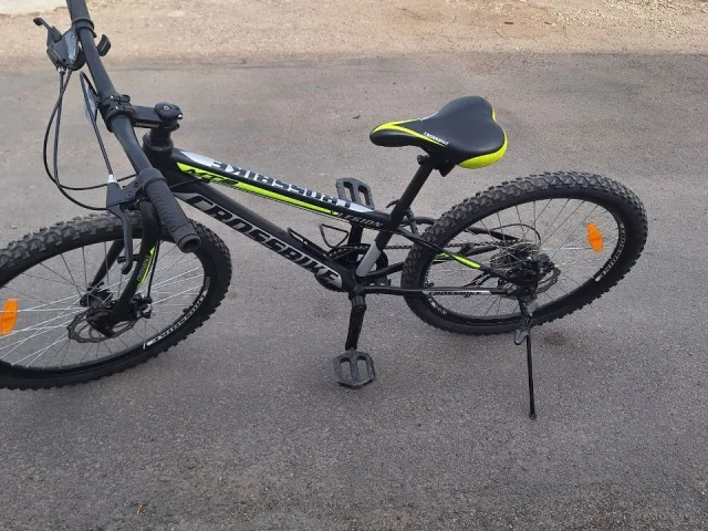Фото: Продам велосипед, состояние нового велосипеда, эксплулатировался очнь мало, стоимость данного нового велосипеда 15 тыс.р