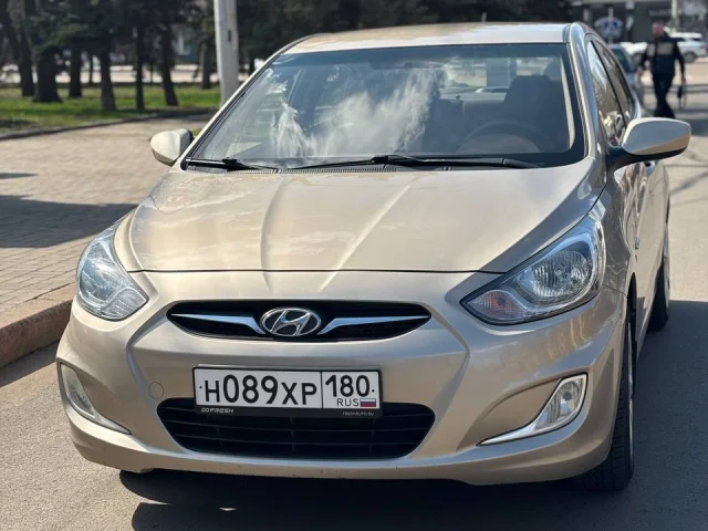 Фото: Продам Hyundai Solaris 2014 год