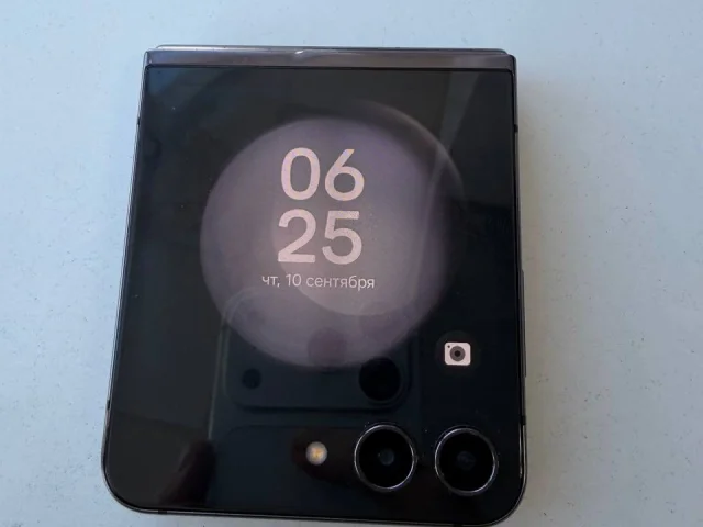 Фото: Samsung Galaxy Z Flip 5