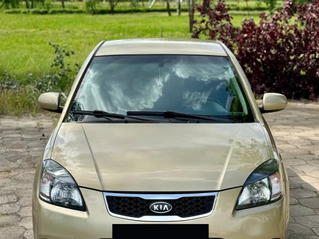 Фото: Продам Kia Rio 2011 года выпуска, 1.4 на механике. Рестайлинговая версия. Вся в родной краске, состояние близкое к идеал