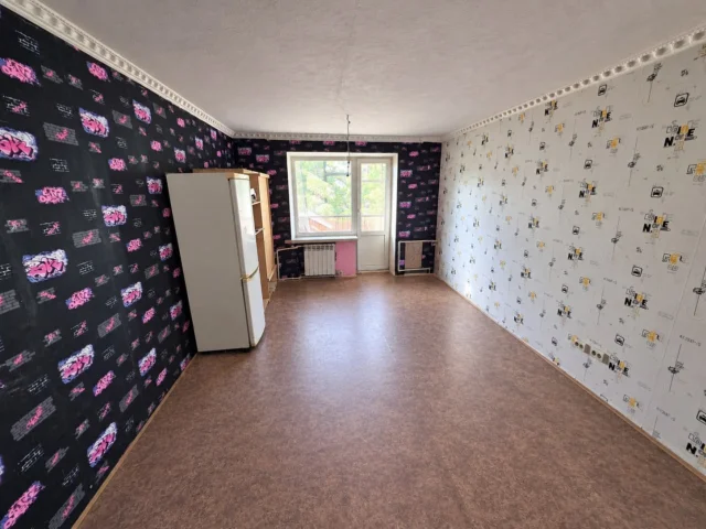 Фото: Продам 1 комн. квартиру в районе рынка Комарова