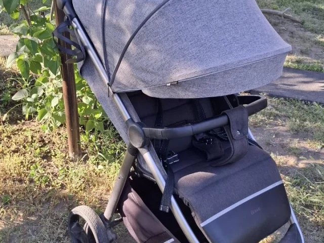 Фото: Продам коляску Carrello Bravo в хорошем состоянии. После одного ребёнка, в эксплуатации была 2 года. 8000 тыс. Матрасик 