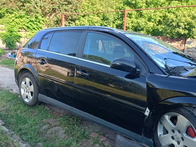 Фото: В разборе Opel Signum 2003г, ДВ 1.8, г. Енакиево, кому что надо звоните по номеру: