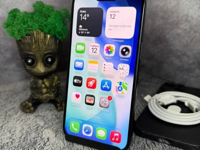 Фото: Продам iPhone 15 256gb