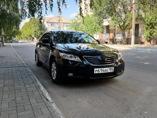 Фото: Продам Toyota Camry 40 2008 года 2.4 газ бензин,на чёрной коже,климат холодит,автомобиль технически обслужен,находится в