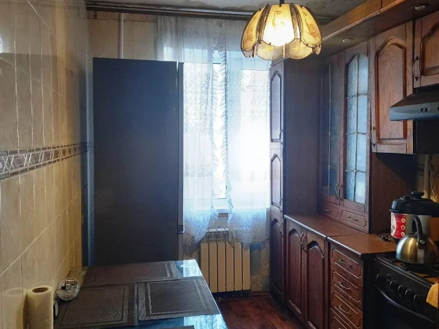 Фото: Предлагается в продажу 3х к.кв, 5/9 64кв.м., в Центральном районе г. Мариуполя по пр. Металлургов, ориентир рынок Эдельв