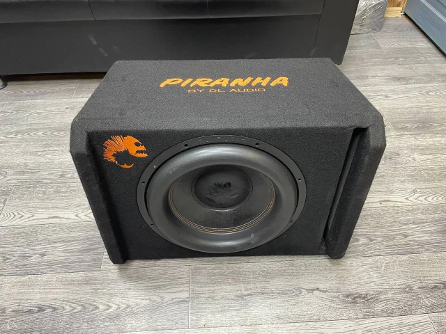 Фото: Продам активный сабвуфер dl audio piranha 15a v3