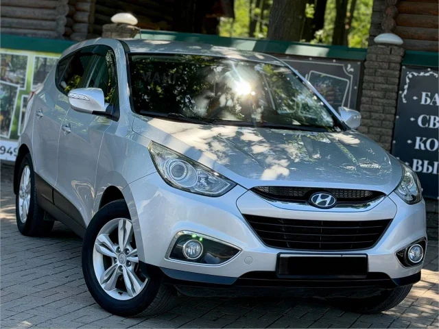 Фото: HYUNDAI ix35 г( 2013 Рестайлинг ) цена 1420 000 торг кпп Автомат ( ПРОБЕГ 110 ПТС оригинал) Без ДТП Противоугонная систе