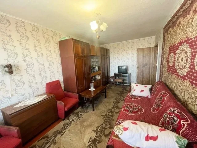 Фото: Продам 3 к. кв., г. Луганск, Жовтневый, р-н, кв. Волкова