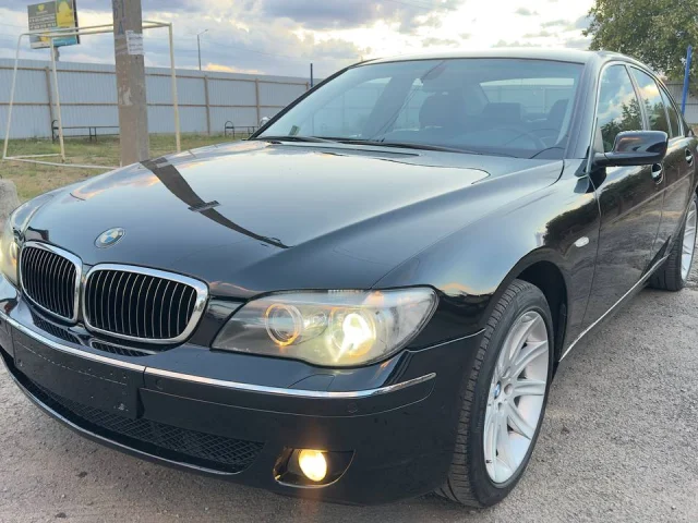 Фото: BMW 7 Series E66