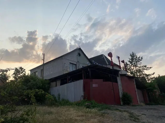 Фото: Продам 2х этажный дом в центре Луганска