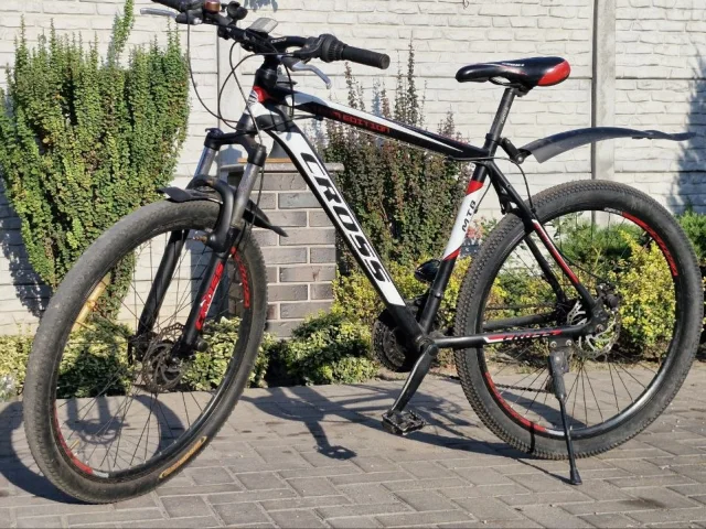 Фото: Продам велосипед MTB Cross Hunter колеса 26 дюймов, полностью в рабочем состоянии, дисковые тормоза, передняя амортизаци