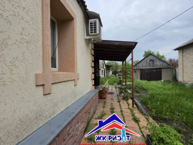 Фото: Продам дом в центре г.Александровск г.Луганск!