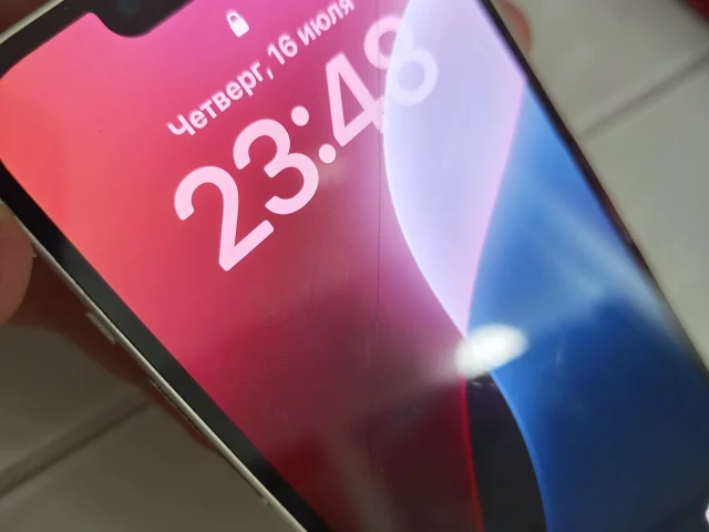 Фото: iPhone 13, 128 ГБ, белый