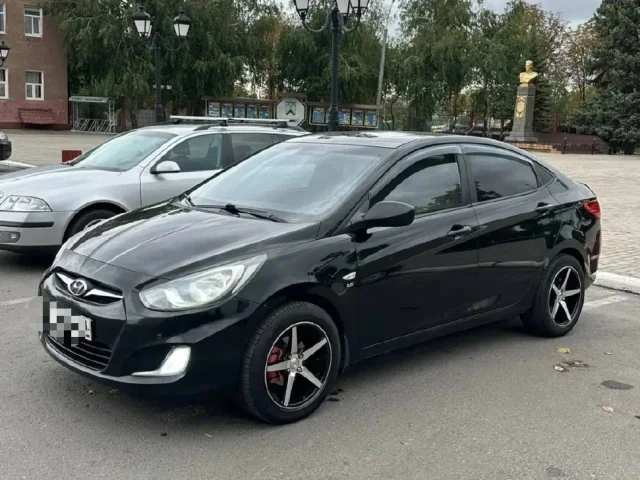Фото: HYUNDAI SOLARIS 2011 | 1.6 MT | ОТ СОБСТВЕННИКА