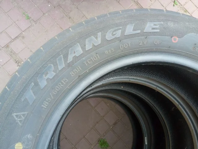 Фото: Продам резину в хорошем состоянии. 185/60 R15