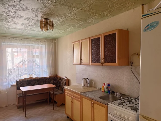Фото: Сдается однокомнатная квартира в Ворошиловском районе по проспекту Мира (пересечение с Артема). Площадь квартиры: 44 м².
