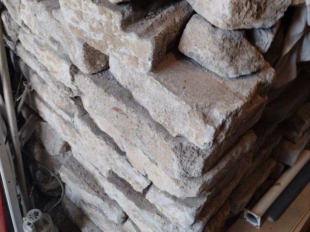 Фото: Продам утеплитель(пенобетон),2куба цена 1т.р г Луганск п Екатериновка