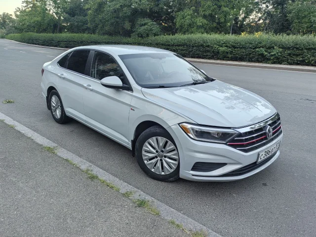 Фото: Вольксваген джета (7)на автомате год 2019 год пробег 140 тыс , авто весь обслужин каждый день на ходу. Цена-1.350000 тор