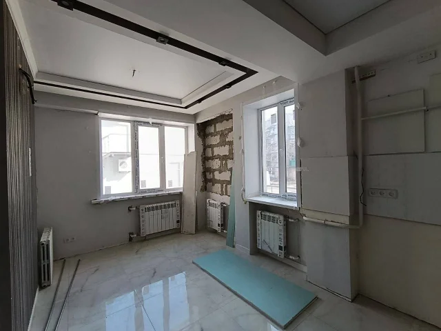 Фото: Продажа 2-комнатной квартиры (сталинка)