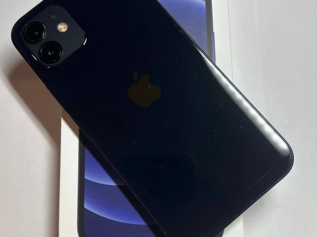 Фото: Продам iPhone 12 128Gb