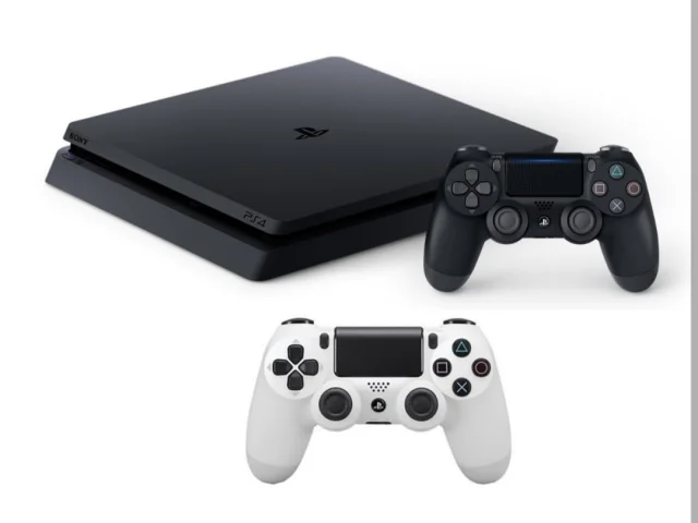 Фото: Playstation 4 slim 1 Tb