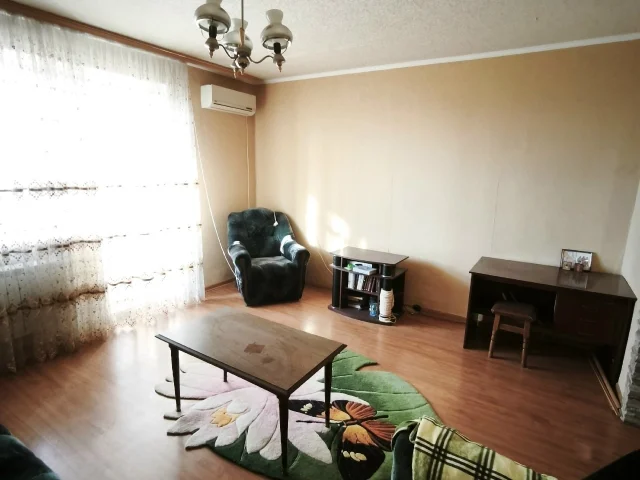 Фото: 🔥Новый объект!🔥Продам 3х комн. кв-ру, ул.Дивногорская 8, 7/9. Лифт новый, работает. Отличная чешская планировка. Окна пл