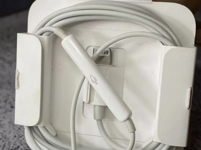 Фото: Наушники apple earpods lightning оригинал