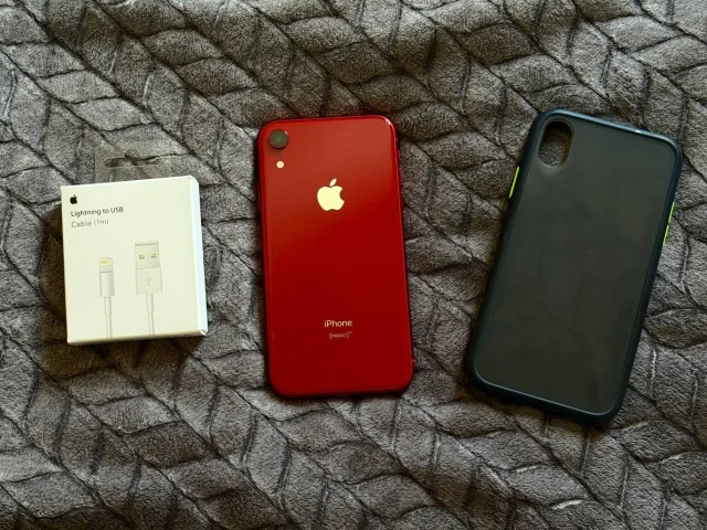 Фото: В продаже IPhone XR 128gb