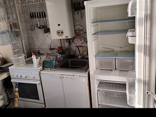 Фото: сдам 2 к.кв. ленинский р. кирова стоматология 20000 р. накопитель воду бьёт.