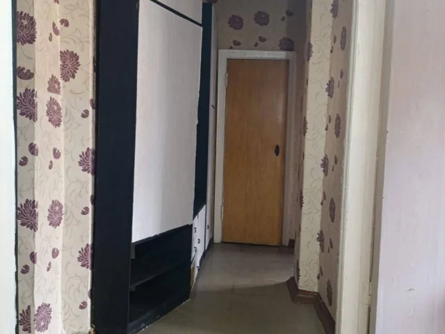 Фото: 🏡 Ваша крепость 🛡️ в самом спокойном районе! Просторная двухкомнатная квартира с потолками 3 метра ✨
