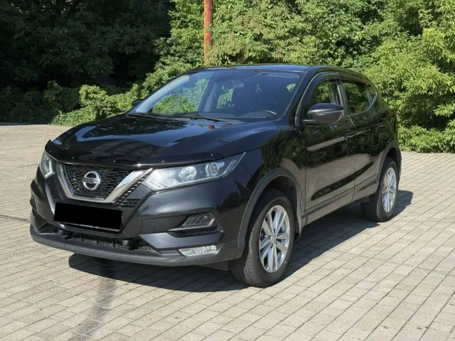 Фото: Nissan Qashqai. Год 2020. Двигатель 1.2. Пробег 70т. Коробка механика. Не бит не крашен. В идеальном состояние. Один хоз