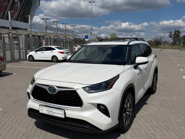 Фото: В продаже Toyota Highlander 2022г