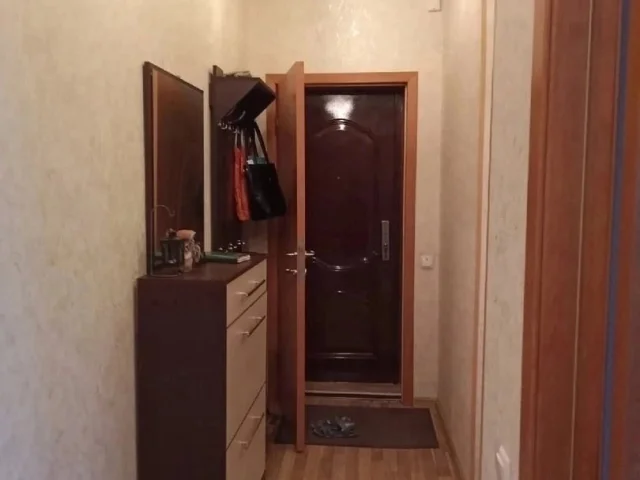 Фото: Горловка!!! Продается 3-х ком. кв-ра, район КСКЦ ул.Пушкинская ,68 5/5. В квартире сделан качественный ремонт, крыша не