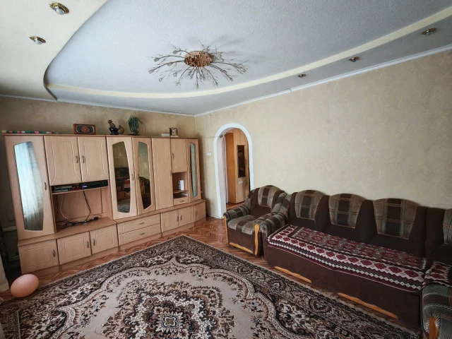 Фото: Продаётся тёплый, полностью готовый к жизни дом в 7 км от Луганска, пгт Георгиевка