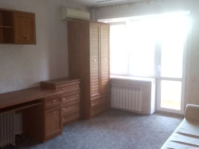 Фото: Предлагается в долгосрочную аренду 1 к.кв в Центре г.Мариуполя по ул.Ленина, 98, 3/9, хорошая транспортная развязка, ряд