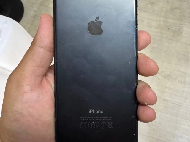 Фото: Продам айфон 7plus 128 памяти цена 6 тысяч руб донецк