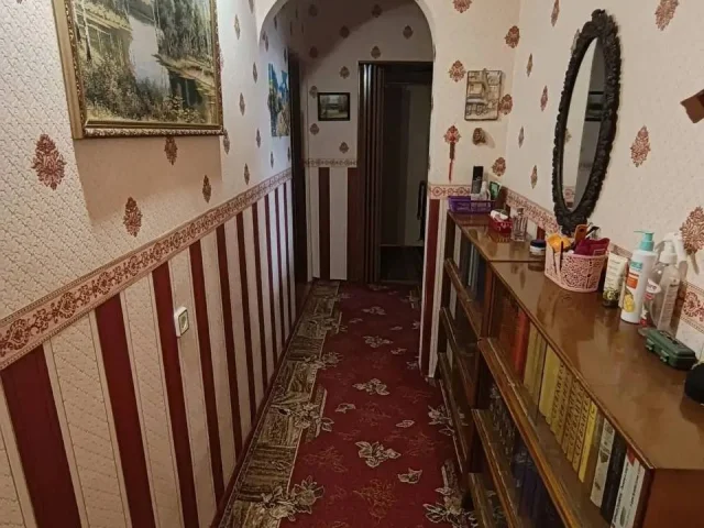 Фото: Продам 4-х комнатную квартиру