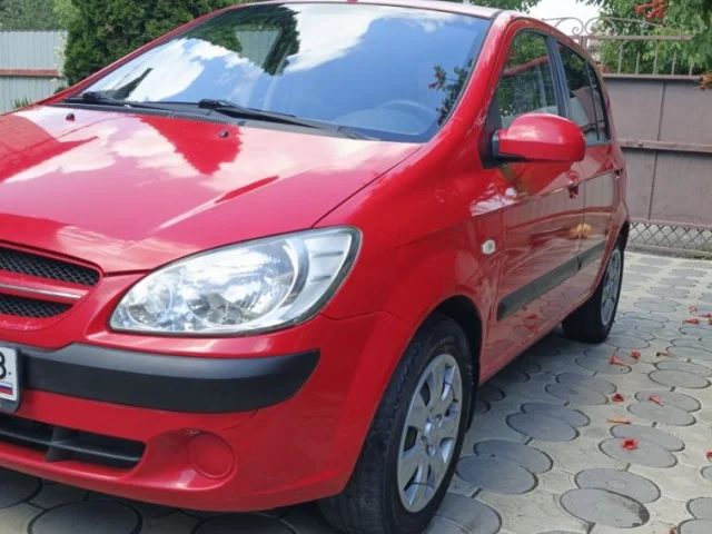 Фото: Продам хендай гетз 2007 года! Мотор 1.4 бензин работает отлично не дымит! Коробка самая простая механика все передачи вк