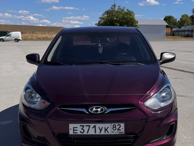 Фото: Hyundai Solaris, 2011 год, 1.4 бензин, механика, я хозяин