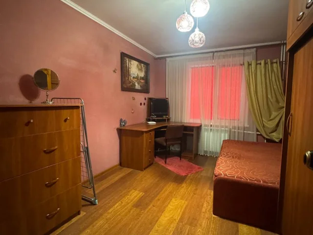 Фото: Сдам 2к. в 3к квартире(одна комната закрыта) 💥 2/9 по пр.Строителей (район Академии Полиции,рынок Космос) 📌Квартира напо