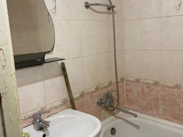 Фото: Продам 3 к. квартиру 6 этаж 9 этажного дома, Боссе, Ленинский район г. Донецка